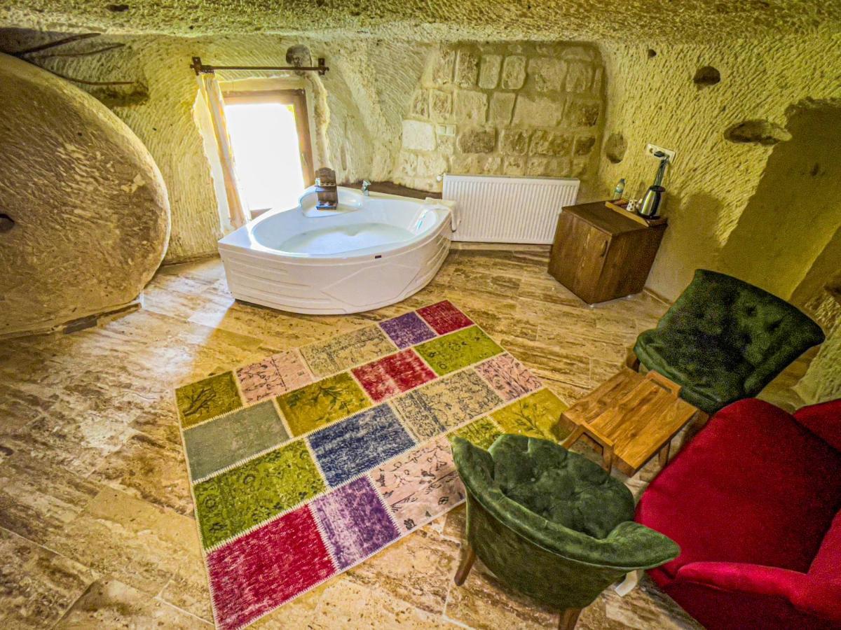 Heritage Cave Suites อูร์กุบ ภายนอก รูปภาพ