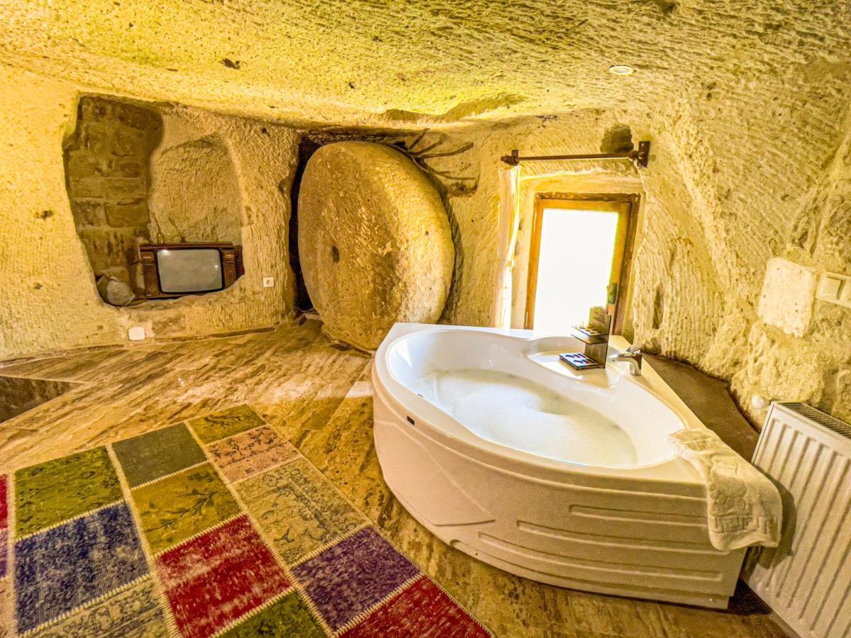 Heritage Cave Suites อูร์กุบ ภายนอก รูปภาพ